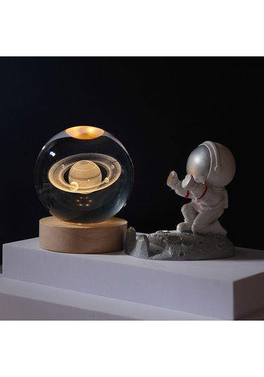 Yaozixa Güneş Sistemi Kristal Topu Satürn 6cm + Ahşap Aydınlatmalı Taban 7cm - Kreatif Gece Lambası, Dekoratif Hediyelik Eşya, Cam Sanayi Ürünü