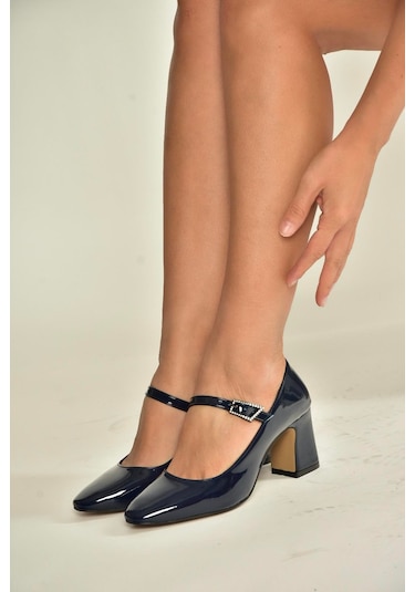 Fox Shoes V250670708 Lacivert Rugan Kalın Topuklu Kadın Ayakkabı Lacivert