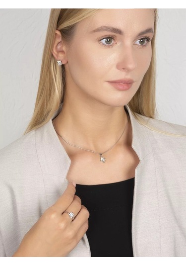 Pavlova Jewelry Moussane Taşlı Gümüş Yüzük 216387927 Beyaz