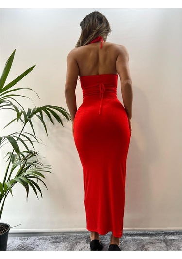 Kırmızı Buzzy Kumaş Bağlamalı Göğüs Dekolteli Maxi Boy Elbise Kırmızı