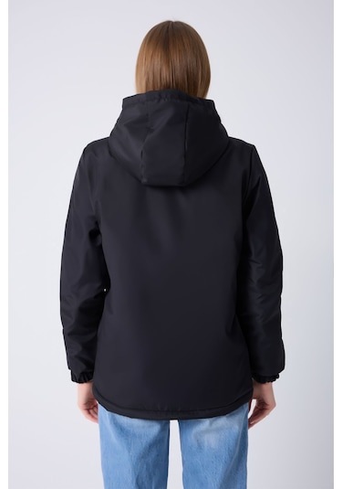 Montland Kadın Siyah İçi Kürklü Su Ve Rüzgar Geçirmez Kapüşonlu Kışlık Mont Siyah