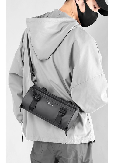 Erkekler İçin Şık Ve Fonksiyonel Tek Omuz Çanta - Hong Kong Tarzı Silindir Formda Messenger Çanta, Trend Desenli Ve Dayanıklı Film Kaplama, Spor Ve Günlük Kullanım İçin Pratik Göğüs Çantası Gri