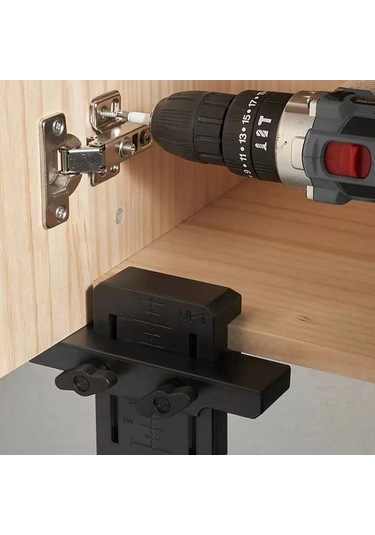 Carrier- Dayanıklı, "pratik Dolap Kapısı Montaj Aparatı -