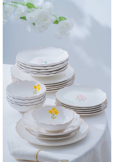 De Santiago 6 Kişilik 24 Parça Yemek Takımı Renkli