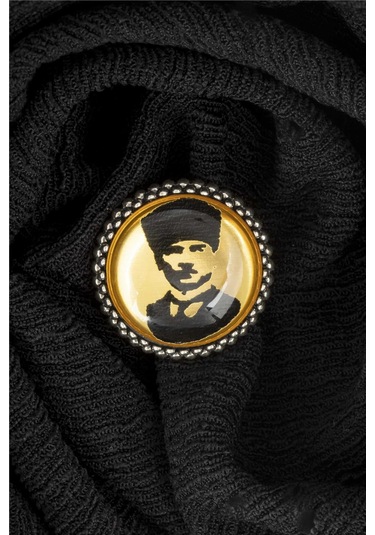 Sarı Zemin Üzeri Atatürk Silüeti Gümüş Rozet -5860 Gümüş