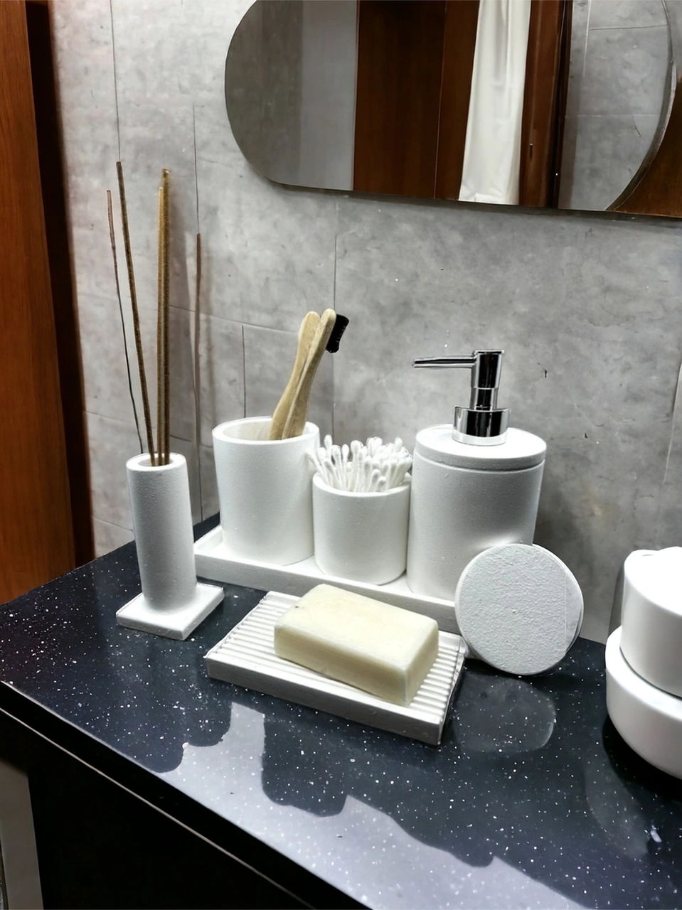 Kırık Beyaz Beton Banyo Set, Sıvı Ve Katı Sabunluk,diş Fırçalık,mumluk,pamukluk,tepsi Beyaz