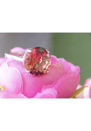 925 Ayar Gümüş Zultanit Yuvarlak Taşlı Kadın Yüzük