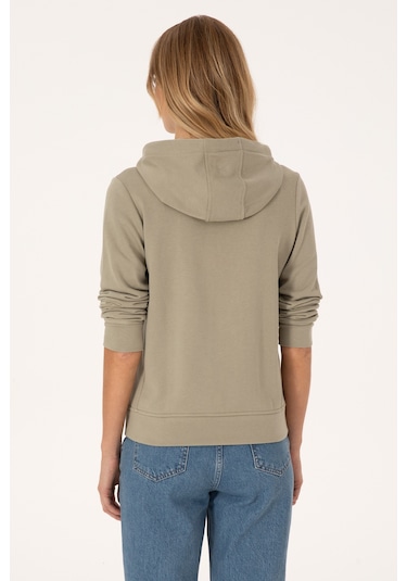 U.S. Polo Assn. Kadın Açık Haki Fermuarlı Kapüşonlu Basic Sweatshirt 50307769-VR183 U.S. Polo Assn. Kadın Açık Haki Fermuarlı Kapüşonlu Basic Sweatshirt 50307769-VR183