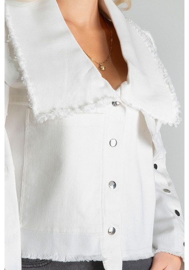 Kadın Power Likralı Pamuklu Kumaş Kol Ve Önü Çıt Çıtlı Pis Dikişli Mont Ekru