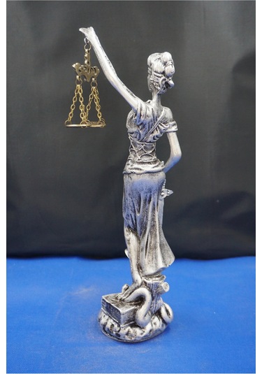Themis Adalet Tanrıçası Heykeli 32 Cm Avukatlar İçin Dekoratif Biblo, Ev & Ofis Aksesuarı Gümüş