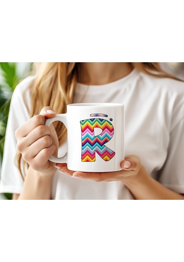 R Harfi Renkli Zigzag Desenli Kupa Bardak - Afrika Tarz Etnik Tasarım Kupa - Kişiye Özel Beyaz
