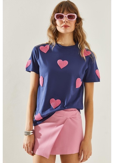 Shade Kadın Süzene Kalp Nakışlı Basic T-shirt 60251208 - Lacivert