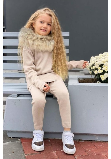 Riccotarz Kız Çocuk Yakası Çıkarılabilir Kürklü Kazak Çift Cepli Triko Ekru Alt Üst Takım Ekru
