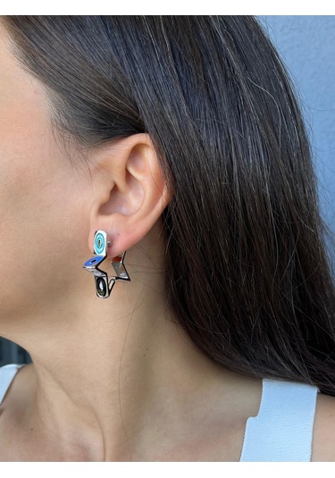 Gümüş Renkli Gözlü Yıldız Küpe