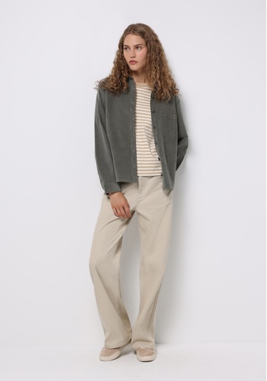 Colins Regular Fit Shirt Neck Düz Kadın Yeşil Uzun Kol Gömlek Cl1076672 Q1.v2 Sag Sage Colins Regular Fit Shirt Neck Düz Kadın Yeşil Uzun Kol Gömlek Cl1076672 Q1.v2 Sag Sage