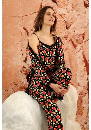 Sabahlıklı Dantel Detaylı Pegasus Kadın Pijama Takımı-çeyizlik Takım- Geniş Beden Aralığı Çok Renkli