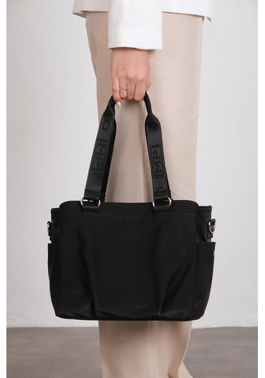 Kadın Omuz Çantası Saten Kumaş 35 25 Cm Çapraz Askılı Postacı Çanta Mega Bag Vegan Deri Kol Çantası Siyah