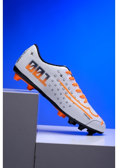 W001 Erkek Çim Halı Saha Dişli Krampon 001