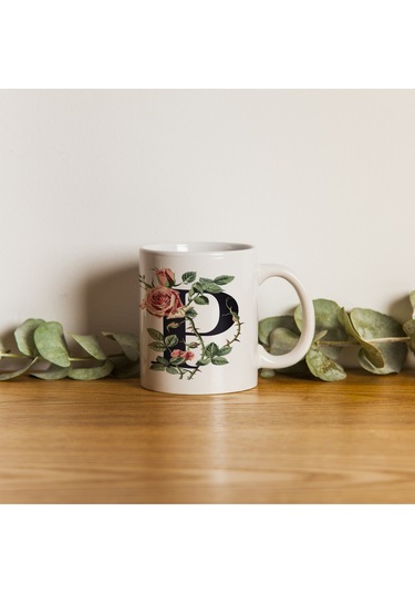 P Baş Harf Kırmızı Güller İle Sarılı Bardak 330 Ml Kişiye Özel Çiçekli Hediye Beyaz