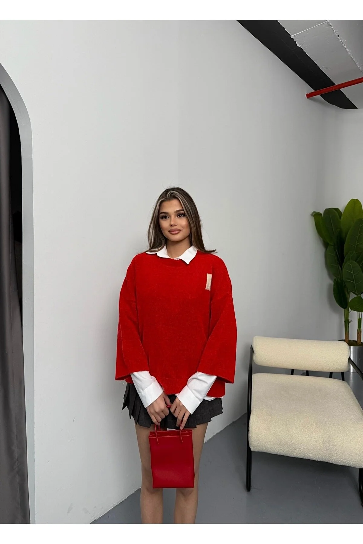 Lea Saç Örgü Detaylı Kırmızı Kazak