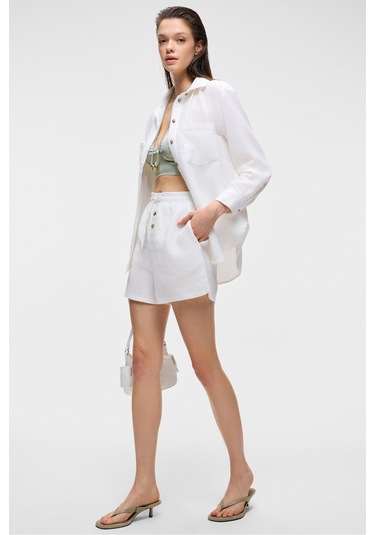 Rea Kadın %100 Pamuk Müslin Kumaş Rahat Kesim Düğmeli Regular Fit Ekru Gömlek