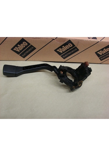 Golf2 Golf3 91 Silecek Kolu Sağ Oem No:191953519