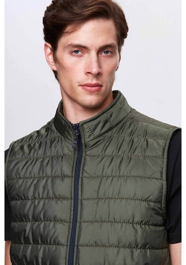 Ds Damat Regular Fit Haki Dik Yaka Elyaf Dolgulu Mevsimlik Fermuarlı Yelek Mont 7HF07ORT42611