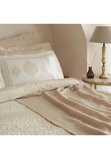 Karaca Home Helen 8 Parça Çeyiz Seti Gold