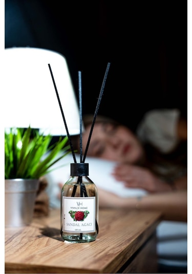 Vivaldi Home Sandal Ağacı Çubuklu Oda Kokusu Esansiyel Uçucu Yağ 100 ML