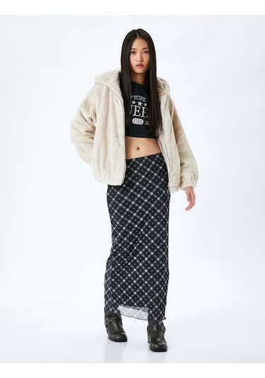 Koton Peluş Mont Kapüşonlu Fermuarlı Cep Detaylı Bej 5wal20004ıw Ekru