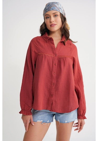 4677 Kadın Dantel Detaylı Müslin Gömlek Kızılcık Kızılcık