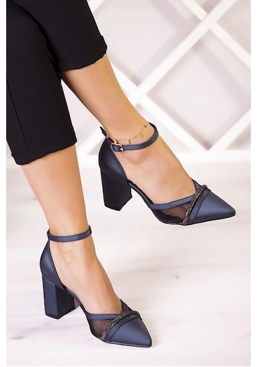 Molly Lacivert Saten Taşlı Fileli Kalın Topuklu Ayakkabı