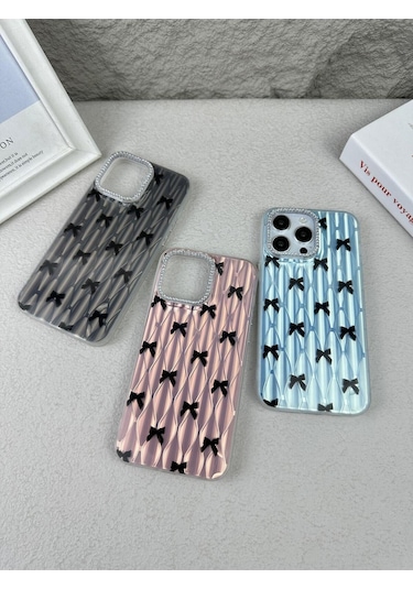 İphone 13 Uyumlu Fiyonk Desenli Sararmaz Sert Mika Premium Kalite Telefon Kılıfı Arka Kapak Siyah