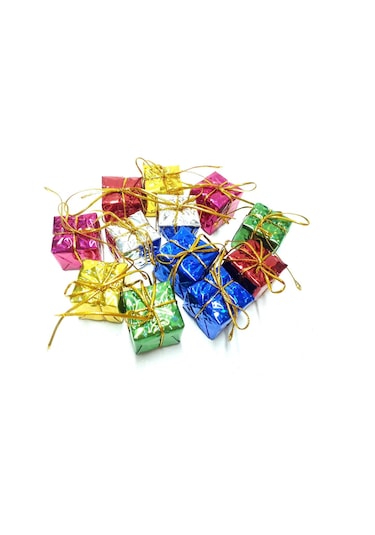 Hediye Paketi Şeklinde Asmalı Çam Ağacı Süsleme Seti