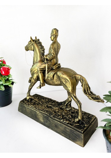 Altın Renkli Atatürk Atlı Biblo Heykeli,dekoratif Atatürk Heykeli