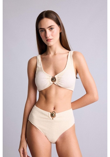Defacto Regular Fıt Kırışık Dokulu Kapalı Beyaz Bikini Üstü E0206ax26smwt16 Beyaz-wt16 Defacto Regular Fıt Kırışık Dokulu Kapalı Beyaz Bikini Üstü E0206ax26smwt16 Beyaz-wt16