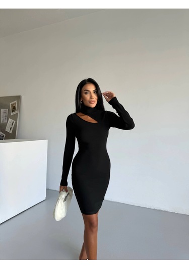 Boğazlı Gögüs Dekolteli Elbise Siyah F2333 Siyah