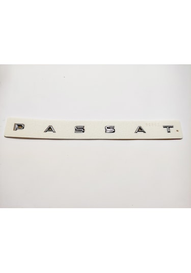 Volkswagen Passat Arma Bagaj Yazısı Yapıştırma 43cmx1.6cm 8980a