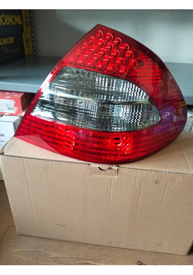 Mercedes W211 Sağ Stop Ledli Avantgarde Ulo 06-99