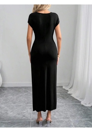 Kadın Yarım Ay Kollu Yuvarlak Yaka Önünde Toka Detaylı Modal Maxi Elbise Siyah