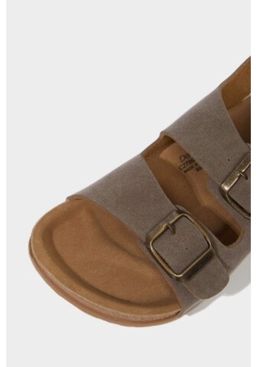 DeFacto Erkek Çocuk Cırt Cırtlı Düz Taban Sandalet C2786A825SMBN45