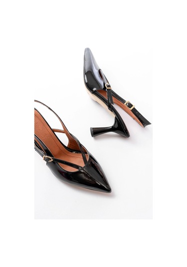 4962 Siyah Rugan Sivri Burun Tokalı Yuvarlak Topuk Kadın Sandalet Siyah Rugan