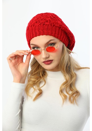 Çift Kat Kırmızı Kadın Ressam Bere Kırmızı