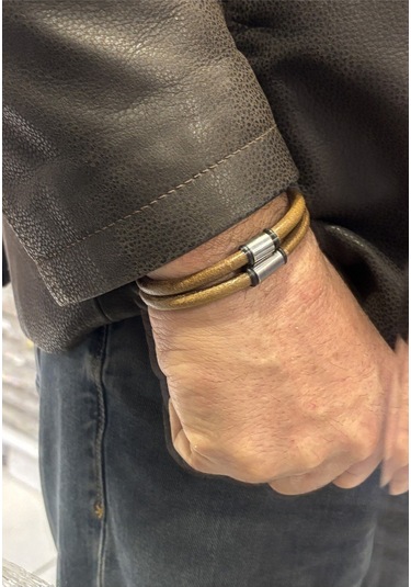 Çelik Aparatlı Mıknatıs Kilitli Deri Bileklik Taba