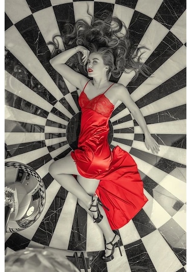 Dantelli Uzun Yırtmaçlı Saten Gecelik Elbise String Takım Kırmızı Mgp31512 Kırmızı