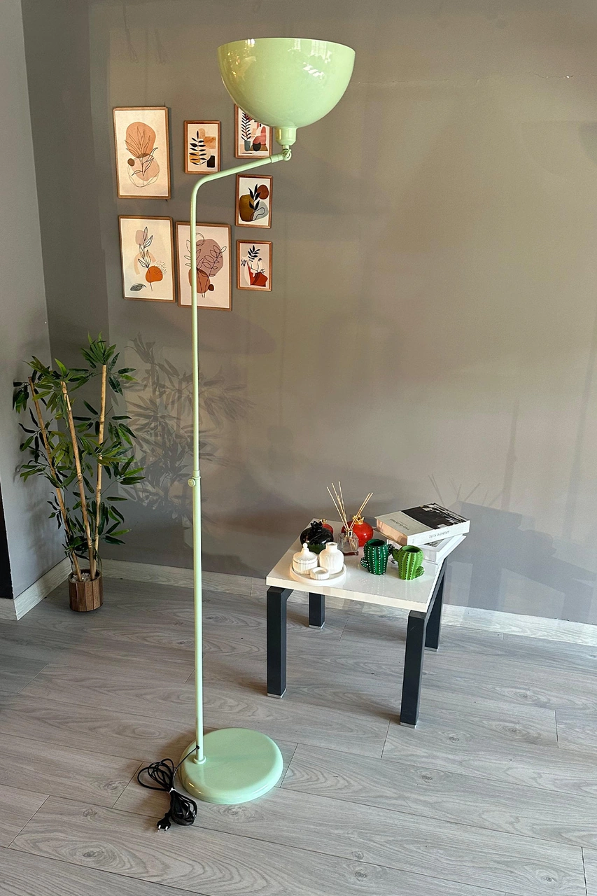 Lambader Hareketli Başlık Modern Dekoratif Metal Oturma Odası Çalışma Odası Zemin Lambası Su Yeşili