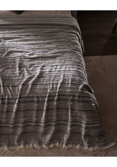 Madame Coco Montjalin Çift Kişilik Yatak Örtüsü - Gri 8684427145388 Gri