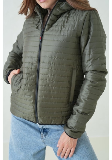 İçi Astarlı Su Ve Rüzgar Geçirmez Cepli Kapüşonlu Kadın Mont Haki