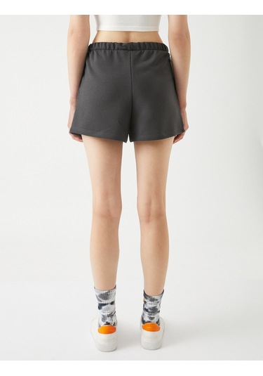 Koton Mini Şort Beli Lastikli Cep Detaylı Gri 3sal40132ık 3SAL40132IK031 Gri