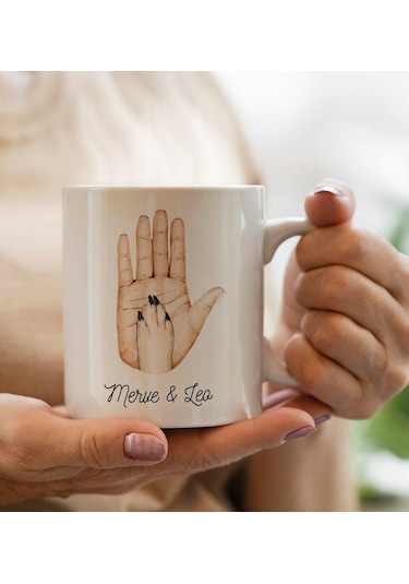 Bk Gift Kişiye Özel İsimli El Ve Pati Tasarımlı Beyaz Kupa Bardak -4, Anneye Hediye, Yeni Doğum Hediye Kobitmeyencom30310 Bk Gift